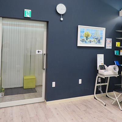 �~���U��� ��茧���s